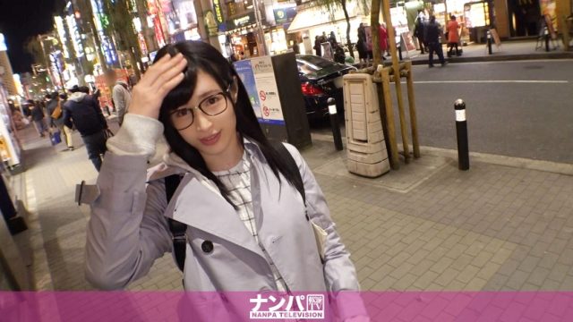 200GANA-2080 Seriously first shot. 1340 A book-loving glasses girl found in Shimbashi. A sudden “Please let me