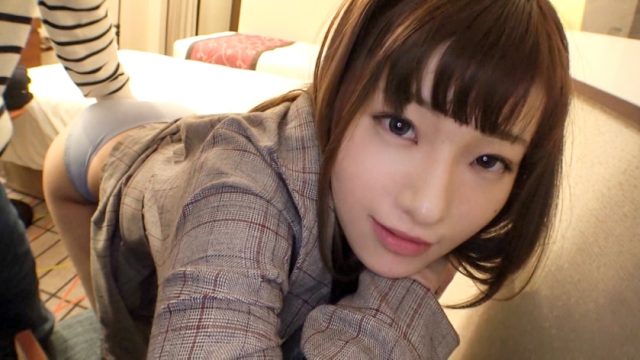 SIRO-4058 [First shot] [Simple gal] A simple and simple caregiver. If you play a young body with a big cock