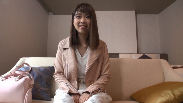 FC2 PPV 1275564  shooting a month ago 18-year-old high-school dropout daughter Ami-chan is cum